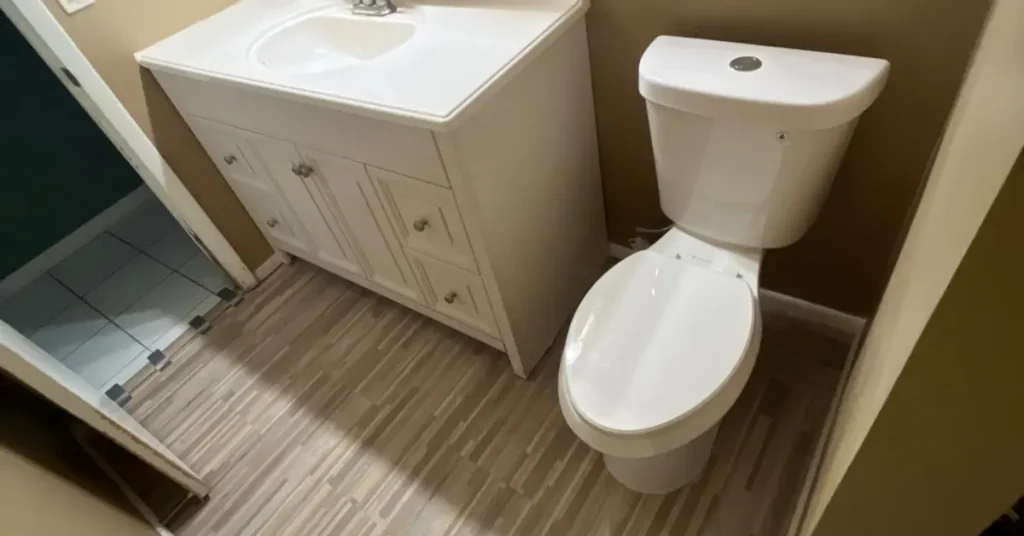 Removing Bathroom Water Damage